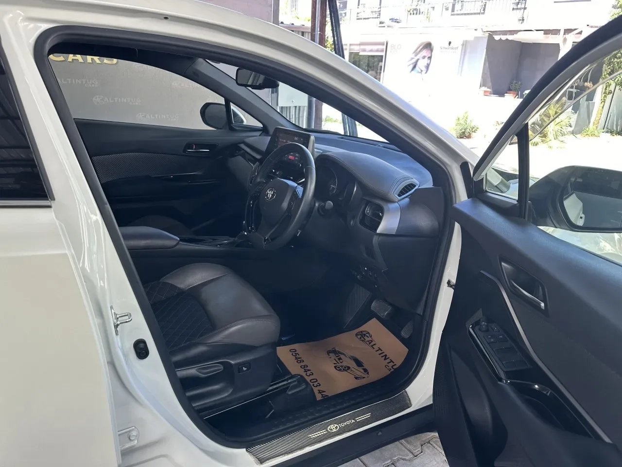 2022 Toyota C-HR 1.8 Hybrid 1.8 Hybrid Lefke Satılık İkinci El | GalerimPlus - Thumbnail 5