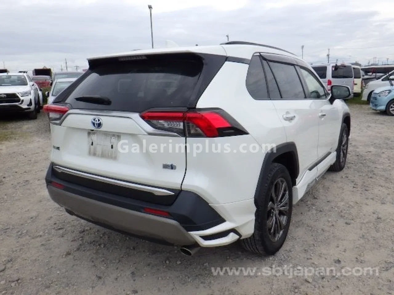 2022 Model Otomatik Toyota RAV4 2.5 Hybrid Lefkoşa Satılık İkinci El | GalerimPlus - Thumbnail 5