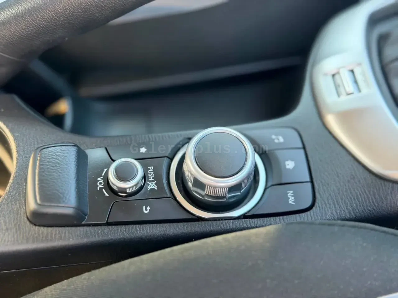 2023 Mazda Mazda 2 1.5 Sky-G Lefkoşa Satılık İkinci El | GalerimPlus - Thumbnail 7