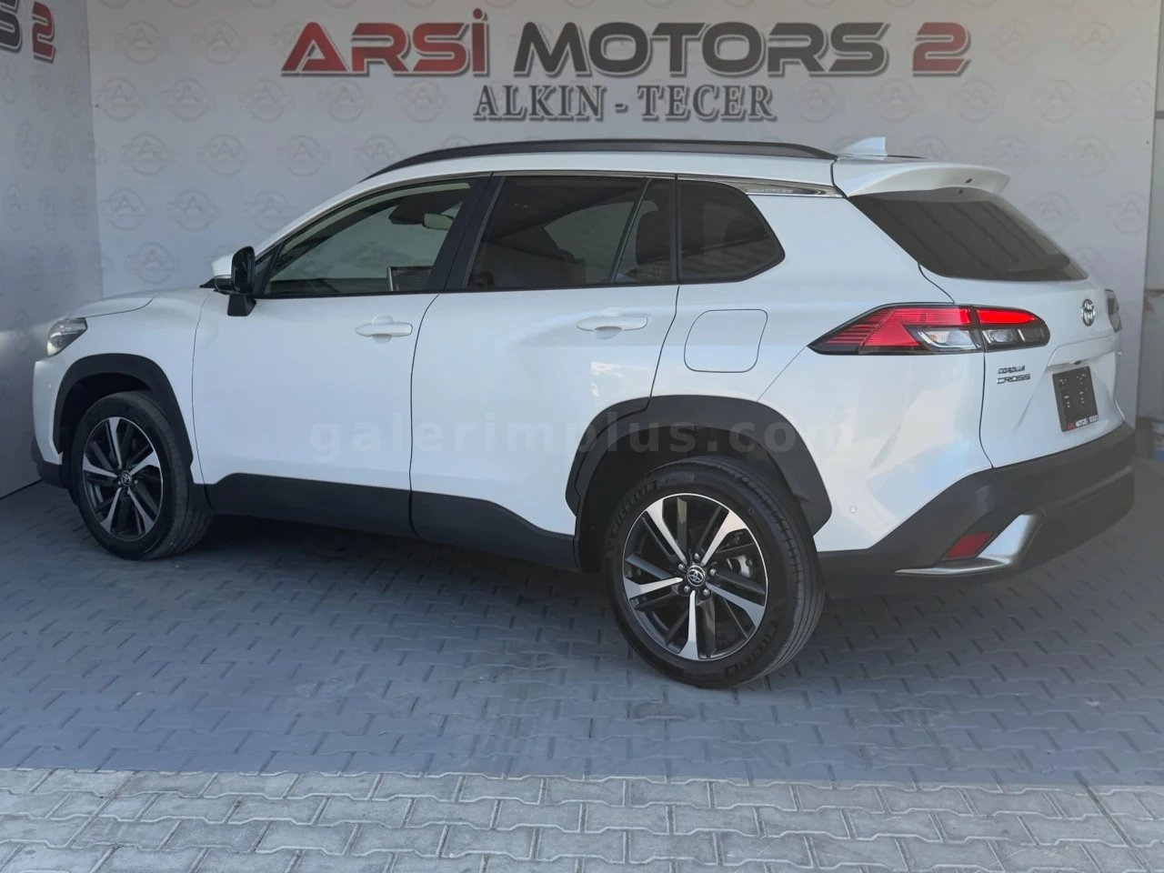 2025 Toyota Corolla Cross Lefkoşa Satılık İkinci El | GalerimPlus - Thumbnail 4