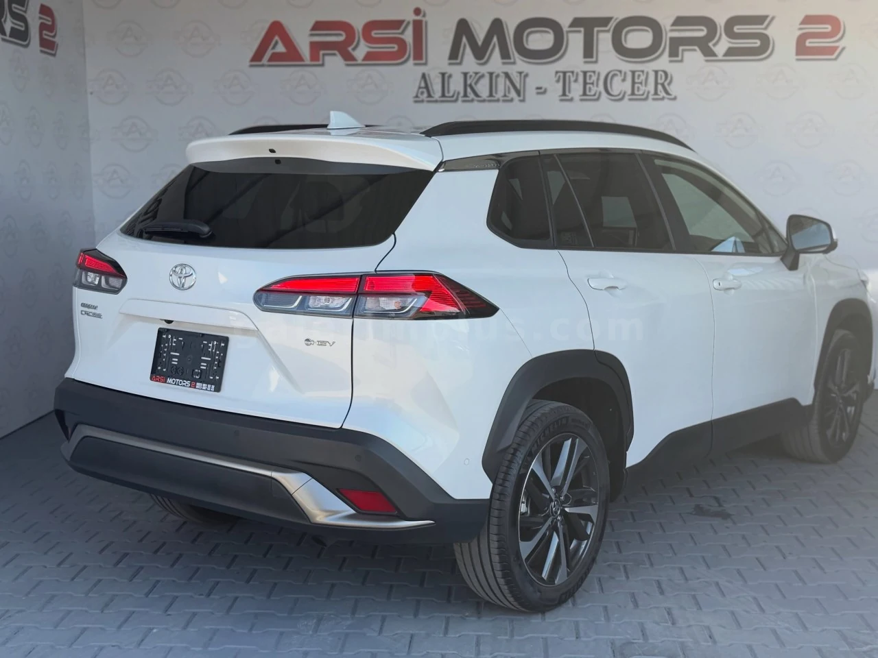 2025 Toyota Corolla Cross Lefkoşa Satılık İkinci El | GalerimPlus - Thumbnail 5