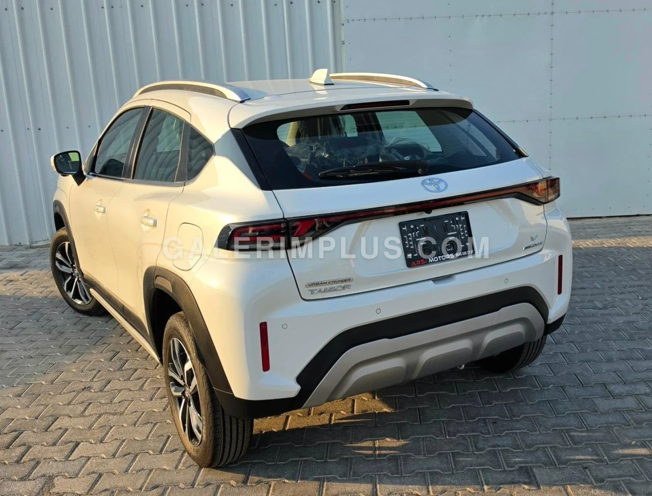 2026 Toyota Urban Cruiser Taisor Lefkoşa Satılık İkinci El | GalerimPlus - Thumbnail 5