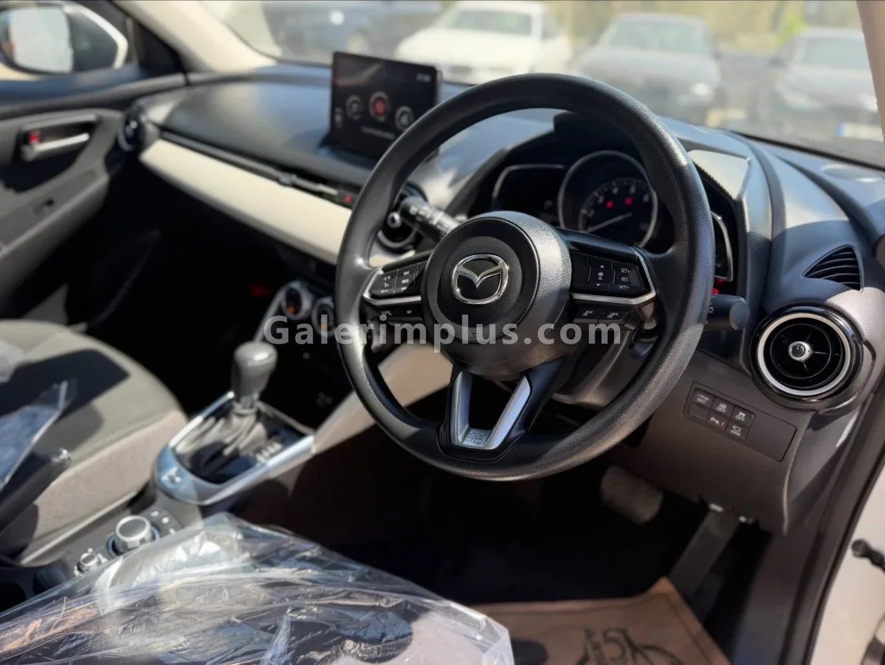2023 Model Otomatik Mazda 2 1.5 Lefkoşa Satılık İkinci El | GalerimPlus - Thumbnail 7