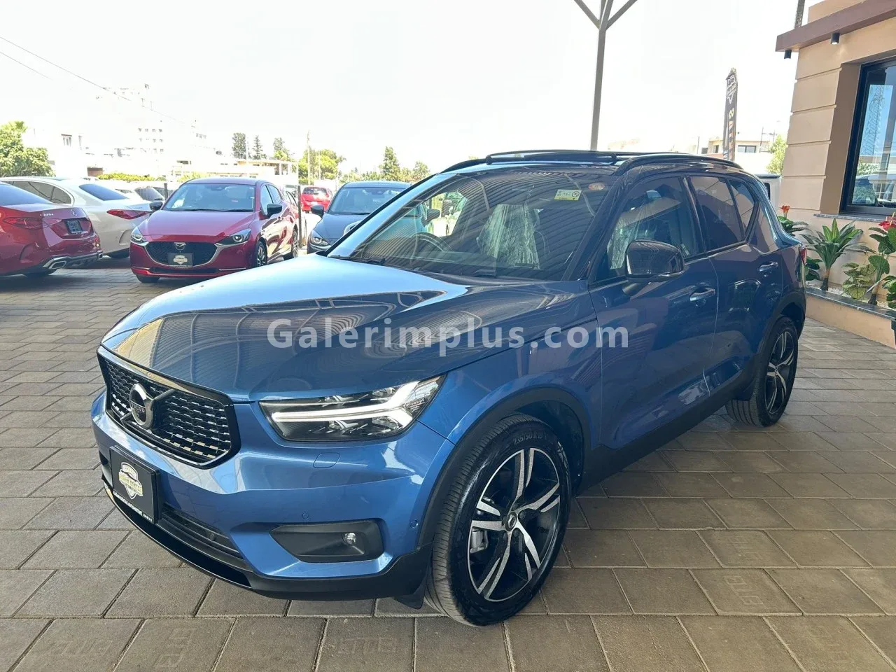 2021 Model Otomatik Volvo XC40 2.0 B4 Gazimağusa Satılık İkinci El | GalerimPlus - Thumbnail 3