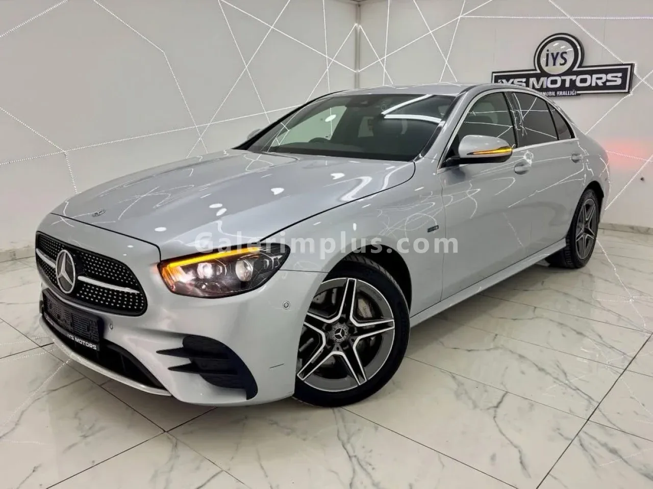 2021 Model Otomatik Mercedes-Benz E Serisi E 300 DE Lefkoşa Satılık İkinci El | GalerimPlus - Thumbnail 4
