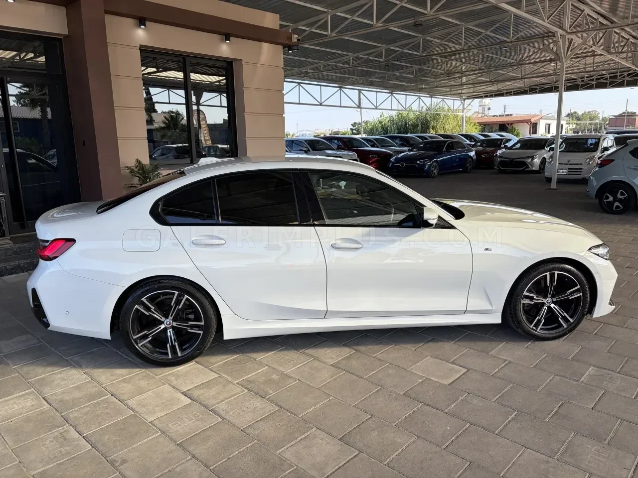2023 BMW 3 Serisi 320i Gazimağusa Satılık İkinci El | GalerimPlus - Thumbnail 4