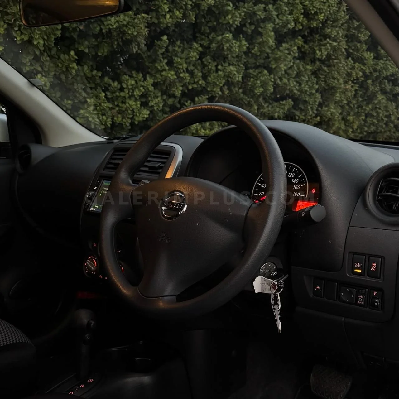 2022 Model Otomatik Nissan March Girne Satılık İkinci El | GalerimPlus - Thumbnail 6