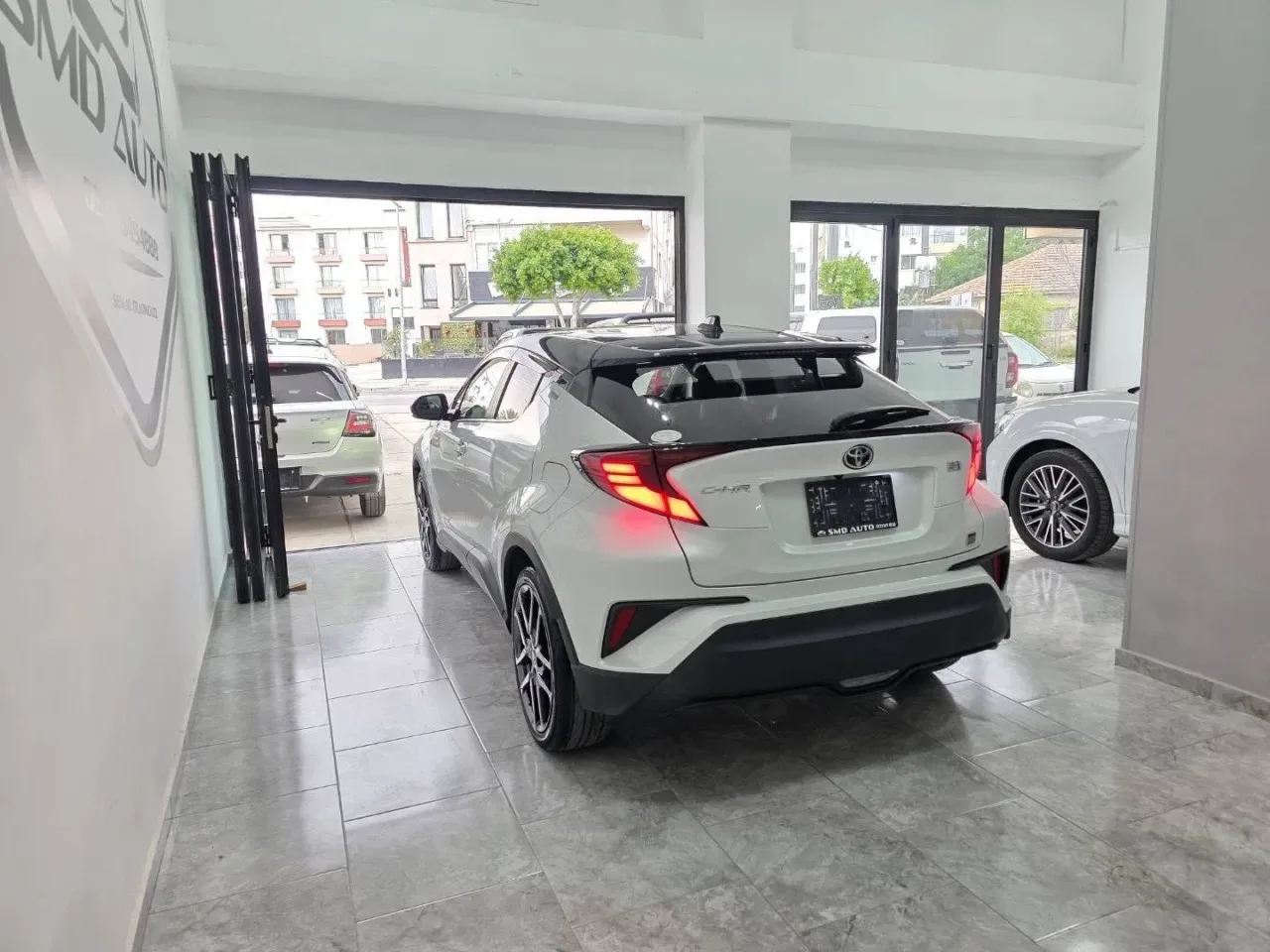 2022 Toyota C-HR 1.8 Hybrid Lefkoşa Satılık İkinci El | GalerimPlus - Thumbnail 5