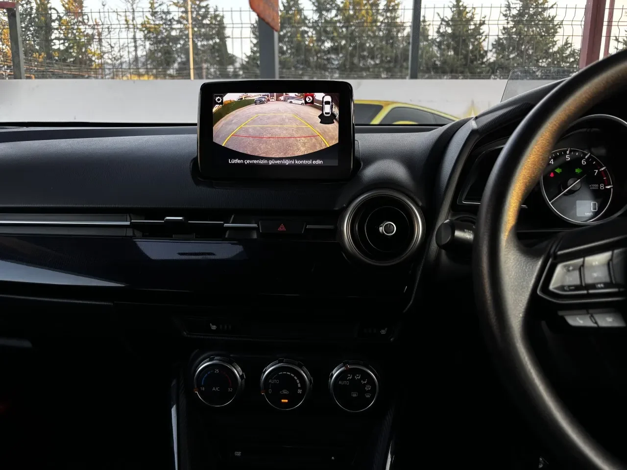 2019 Model Otomatik Mazda 2 1.5 Sky-G Girne Satılık İkinci El | GalerimPlus - Thumbnail 8