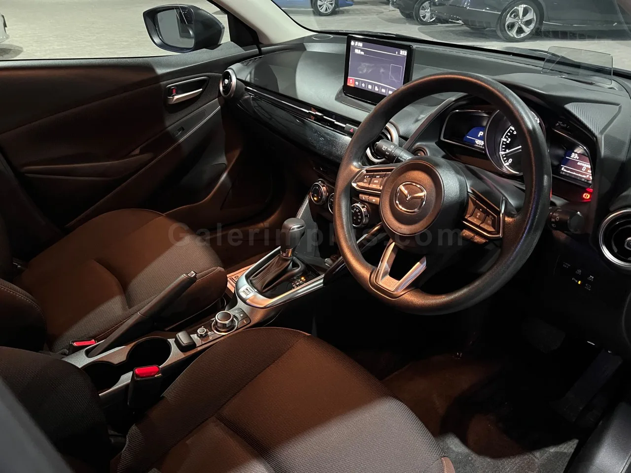 2022 Model Otomatik Mazda 2 1.5 Gazimağusa Satılık İkinci El | GalerimPlus - Thumbnail 6