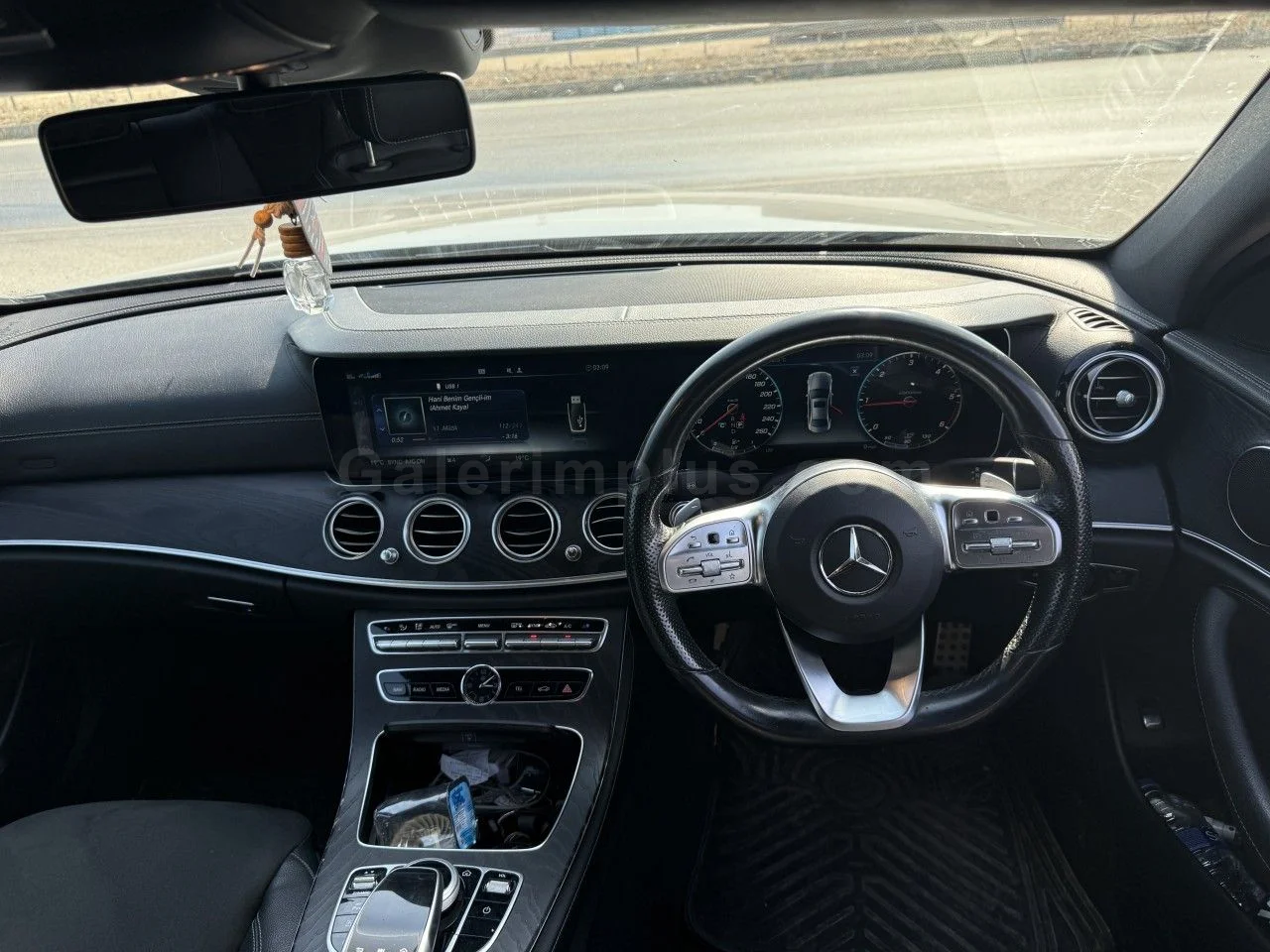 2019 Model Otomatik Mercedes-Benz E Serisi E 220 d Gazimağusa Satılık İkinci El | GalerimPlus - Thumbnail 6