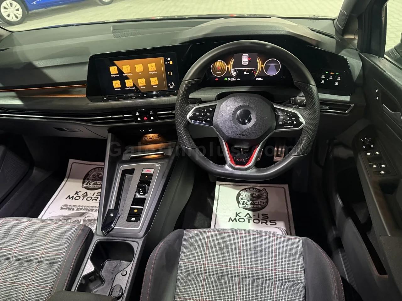 2023 Model Otomatik Volkswagen Golf 2.0 GTI TCR Gazimağusa Satılık İkinci El | GalerimPlus - Thumbnail 6