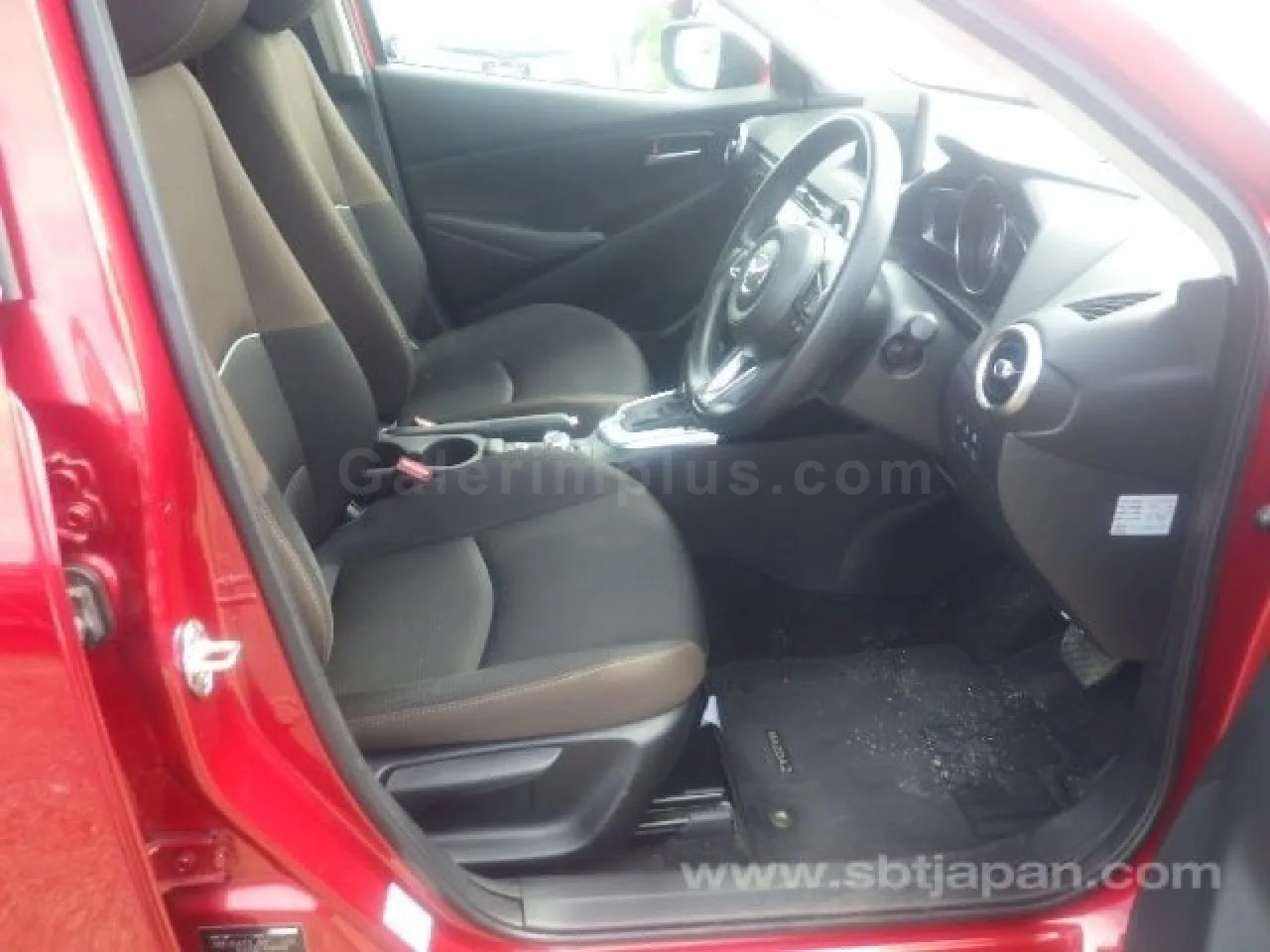 2022 Model Otomatik Mazda 2 1.5 Sky-G Gazimağusa Satılık İkinci El | GalerimPlus - Thumbnail 6