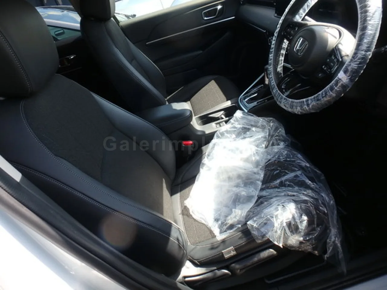2022 Model Otomatik Honda Vezel 1.5 i-VTEC Hybrid Automatic Gazimağusa Satılık İkinci El | GalerimPlus - Thumbnail 3