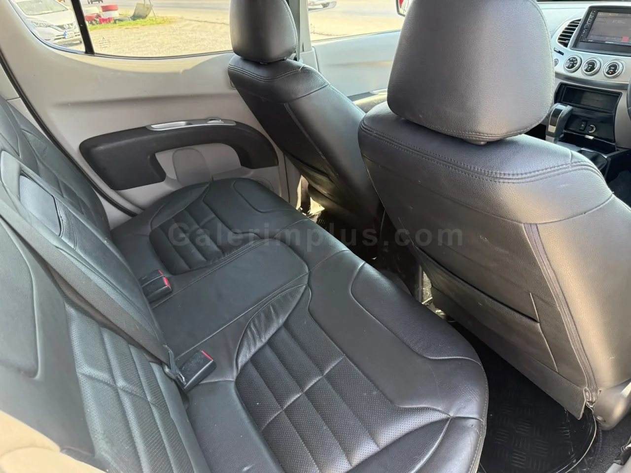 2013 Model Otomatik Mitsubishi L 200 4x4 Gazimağusa Satılık İkinci El | GalerimPlus - Thumbnail 6