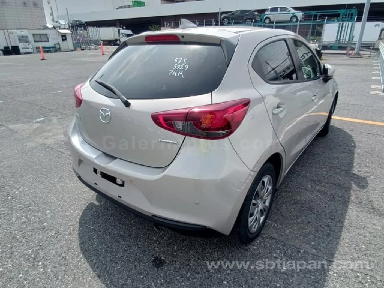2023 Model Otomatik Mazda 2 1.5 Sky-G Gazimağusa Satılık İkinci El | GalerimPlus - Thumbnail 4