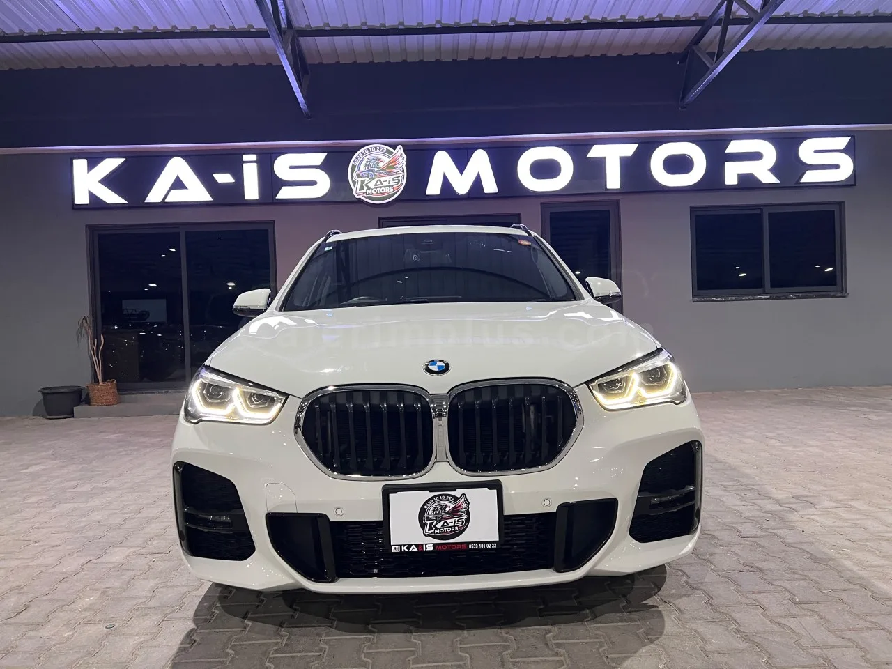 2022 Model Otomatik BMW X1 20d xDrive Gazimağusa Satılık İkinci El | GalerimPlus - Thumbnail 4