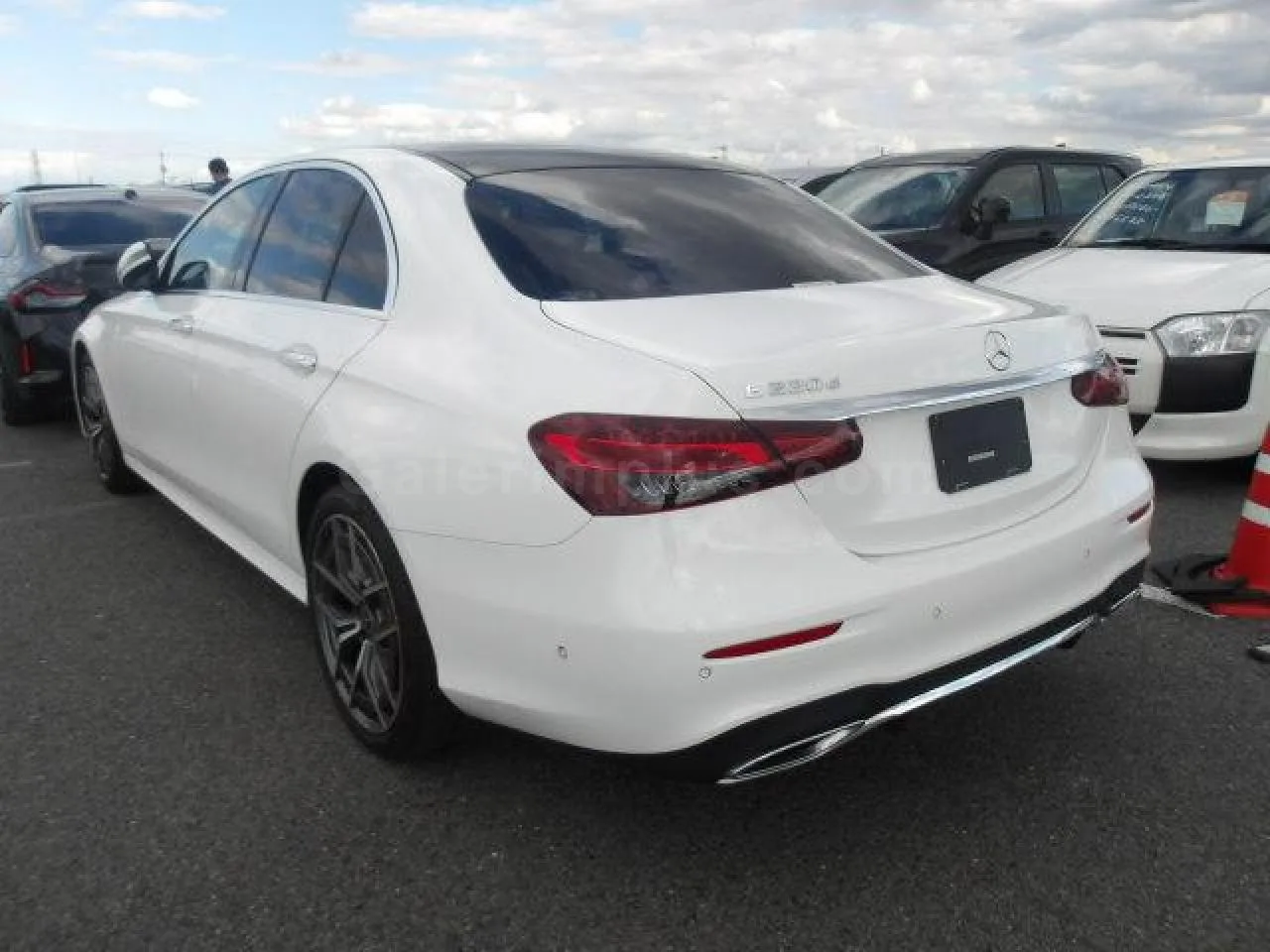 2022 Model Otomatik Mercedes-Benz E Serisi E 220 d Gazimağusa Satılık İkinci El | GalerimPlus - Thumbnail 3