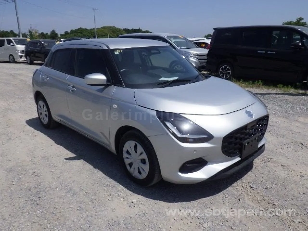 2025 Model Otomatik Suzuki Swift 1.2 Gazimağusa Satılık İkinci El | GalerimPlus - Fotoğraf 1