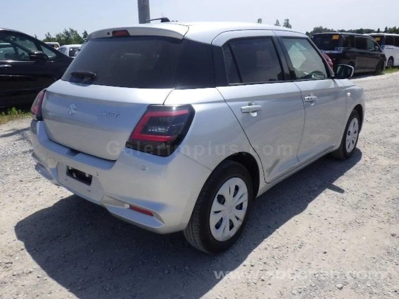 2025 Model Otomatik Suzuki Swift 1.2 Gazimağusa Satılık İkinci El | GalerimPlus - Thumbnail 4