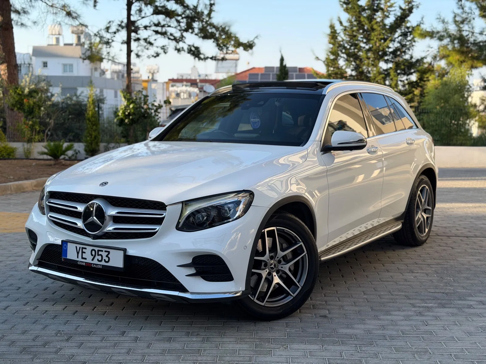 2019 Mercedes-Benz GLC 220d AMG 220d AMG Girne Satılık İkinci El | GalerimPlus - Fotoğraf 1