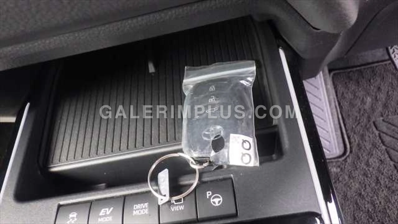2025 Toyota Corolla 1.5 Lefkoşa Satılık İkinci El | GalerimPlus - Thumbnail 2