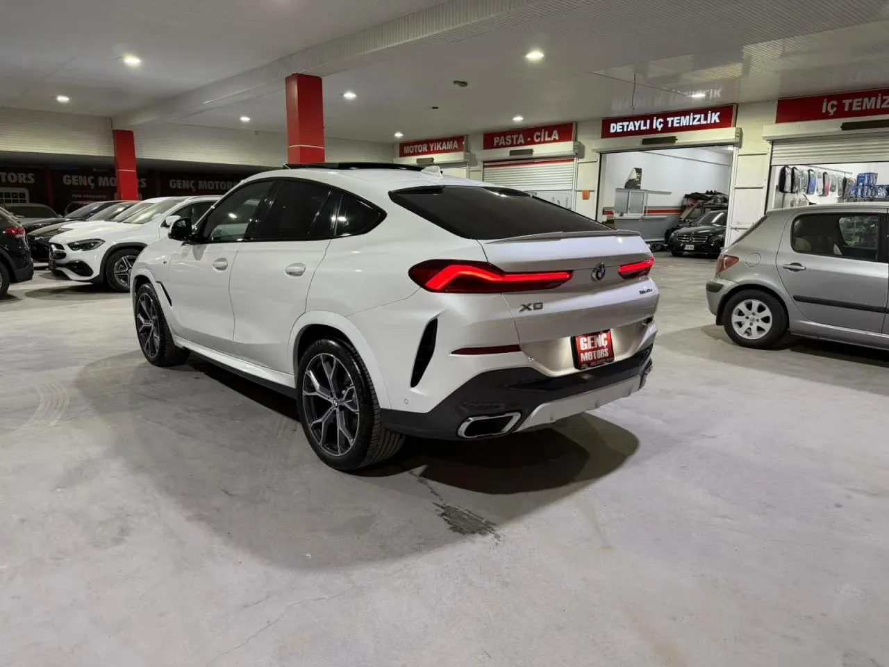 2022 BMW X6 35d xDrive Gazimağusa Satılık İkinci El | GalerimPlus - Thumbnail 3
