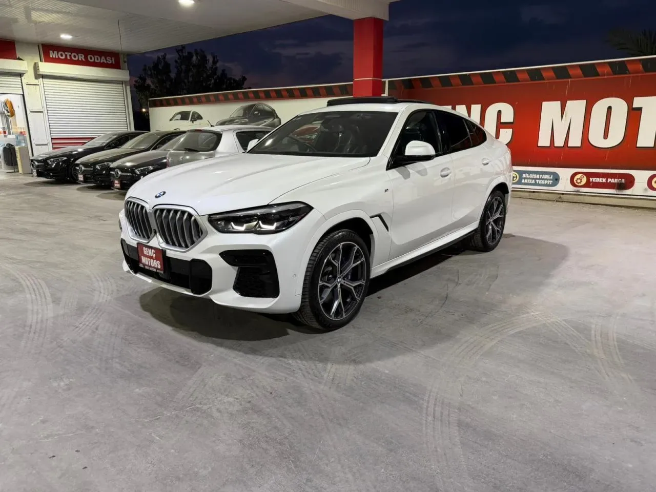 2022 BMW X6 35d xDrive Gazimağusa Satılık İkinci El | GalerimPlus - Thumbnail 4