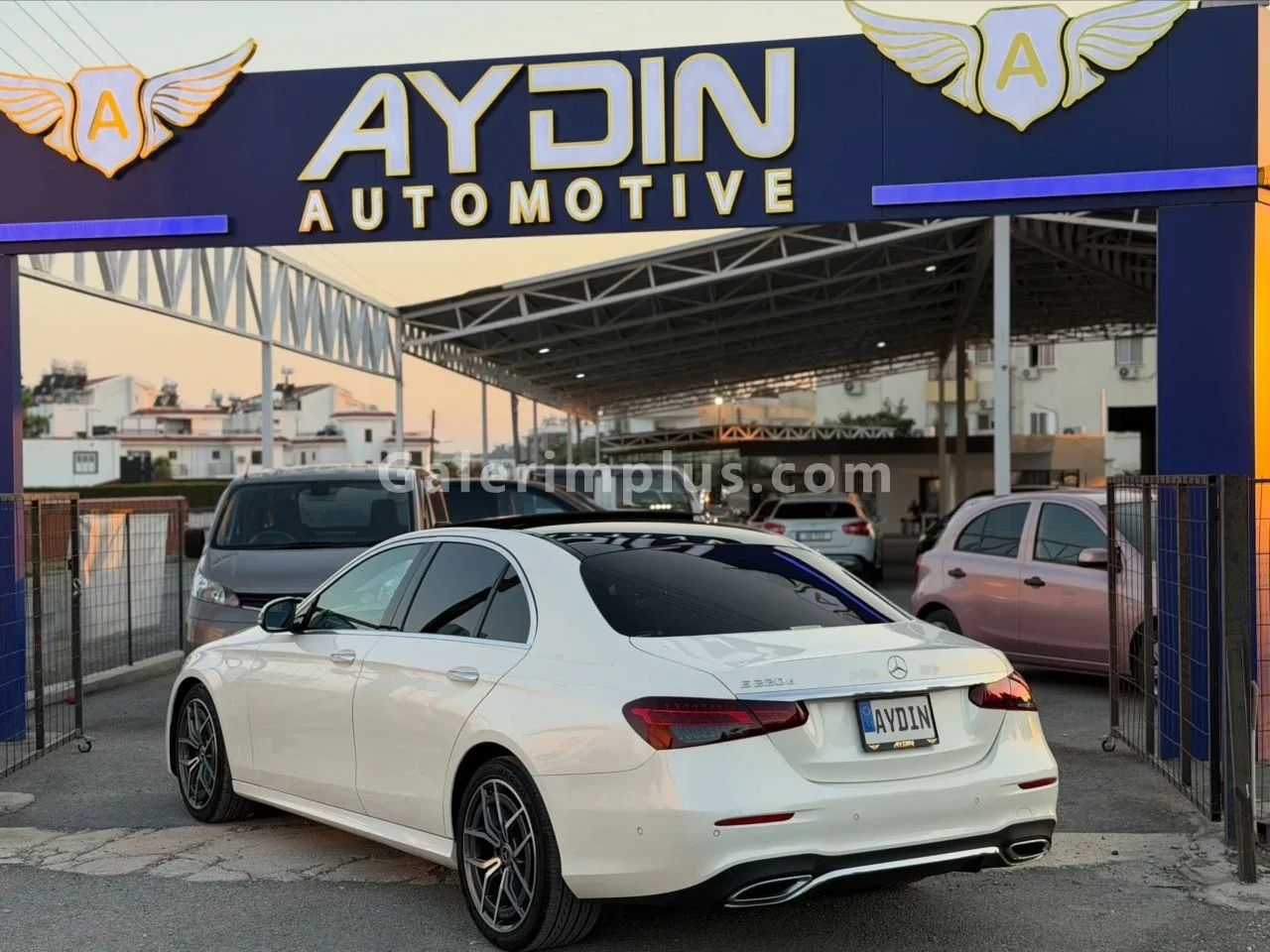 2022 Model Otomatik Mercedes-Benz E Serisi E 220 d Lefkoşa Satılık İkinci El | GalerimPlus - Thumbnail 3