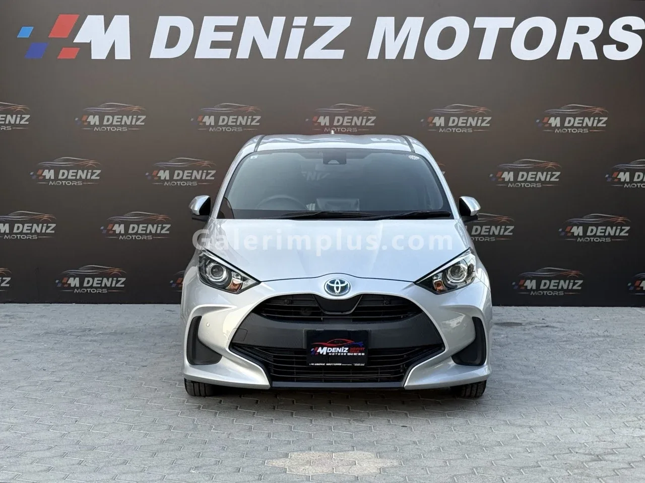 2022 Toyota Yaris 1.5 Lefkoşa Satılık İkinci El | GalerimPlus - Thumbnail 2