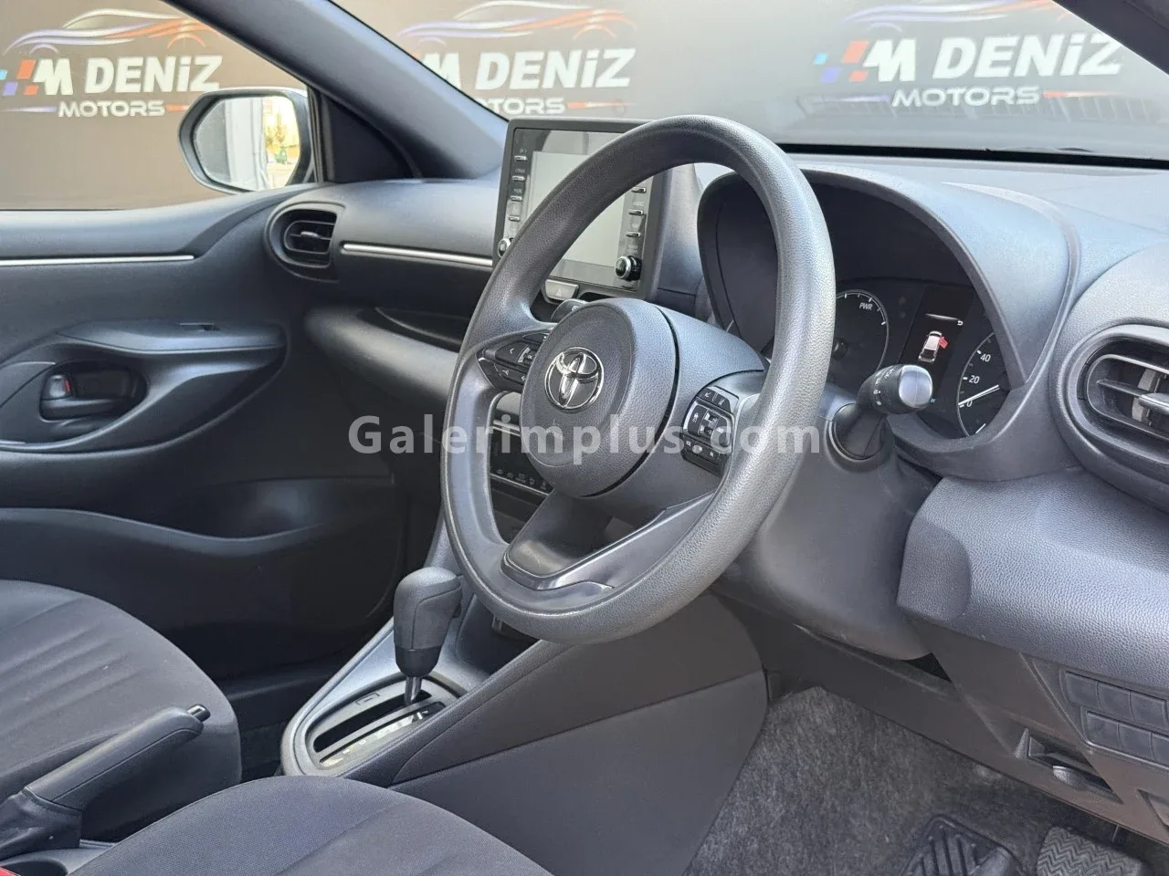 2022 Toyota Yaris 1.5 Lefkoşa Satılık İkinci El | GalerimPlus - Thumbnail 7