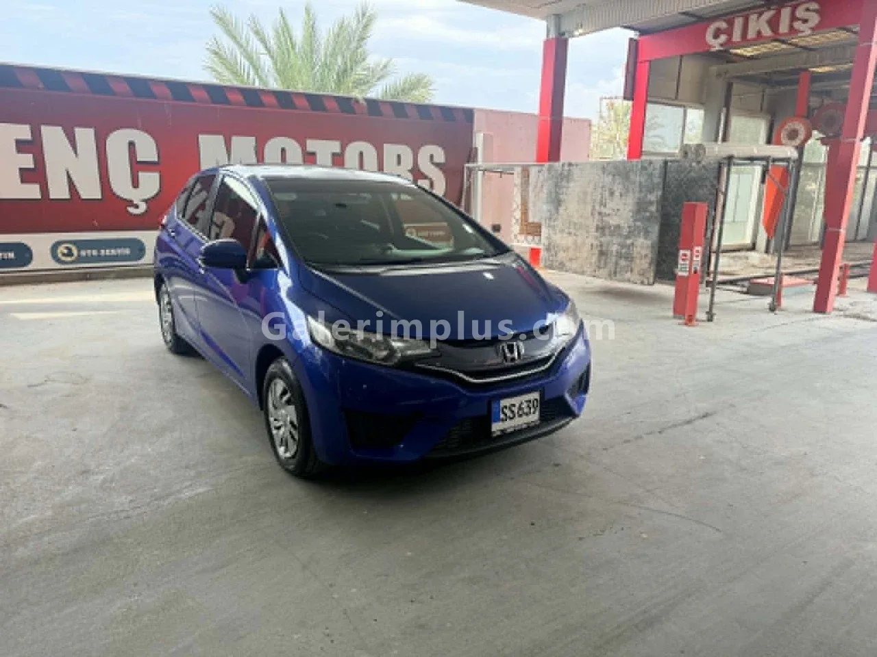 2015 Model Otomatik Honda Fit 1.3 Gazimağusa Satılık İkinci El | GalerimPlus - Fotoğraf 1