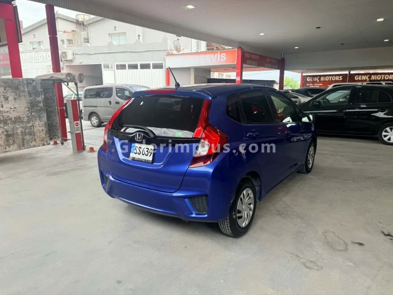 2015 Model Otomatik Honda Fit 1.3 Gazimağusa Satılık İkinci El | GalerimPlus - Thumbnail 3