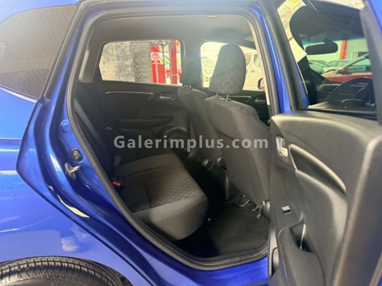 2015 Model Otomatik Honda Fit 1.3 Gazimağusa Satılık İkinci El | GalerimPlus - Thumbnail 6