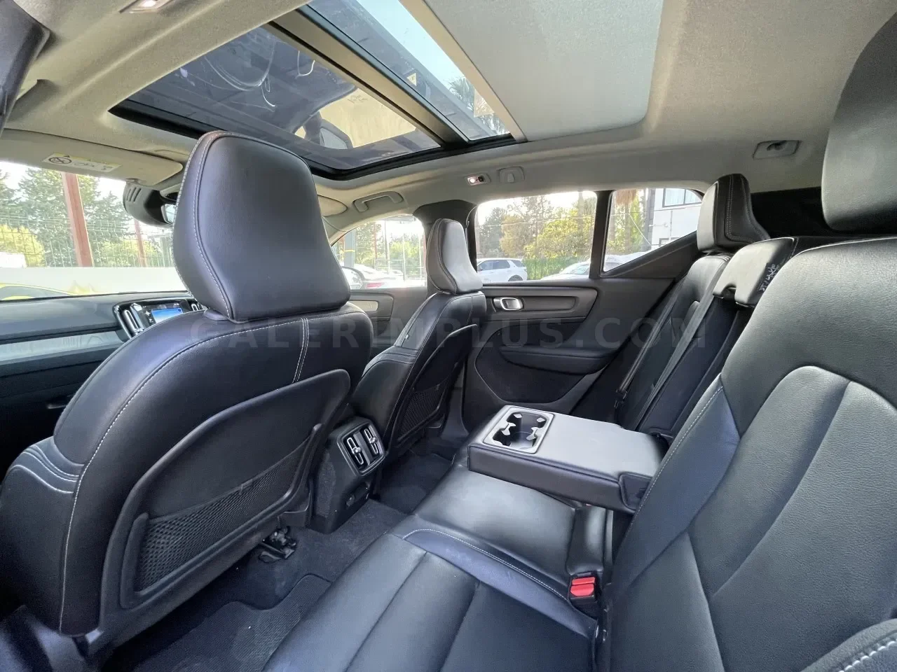 2019 Model Otomatik Volvo XC40 2.0 D4 Girne Satılık İkinci El | GalerimPlus - Thumbnail 6