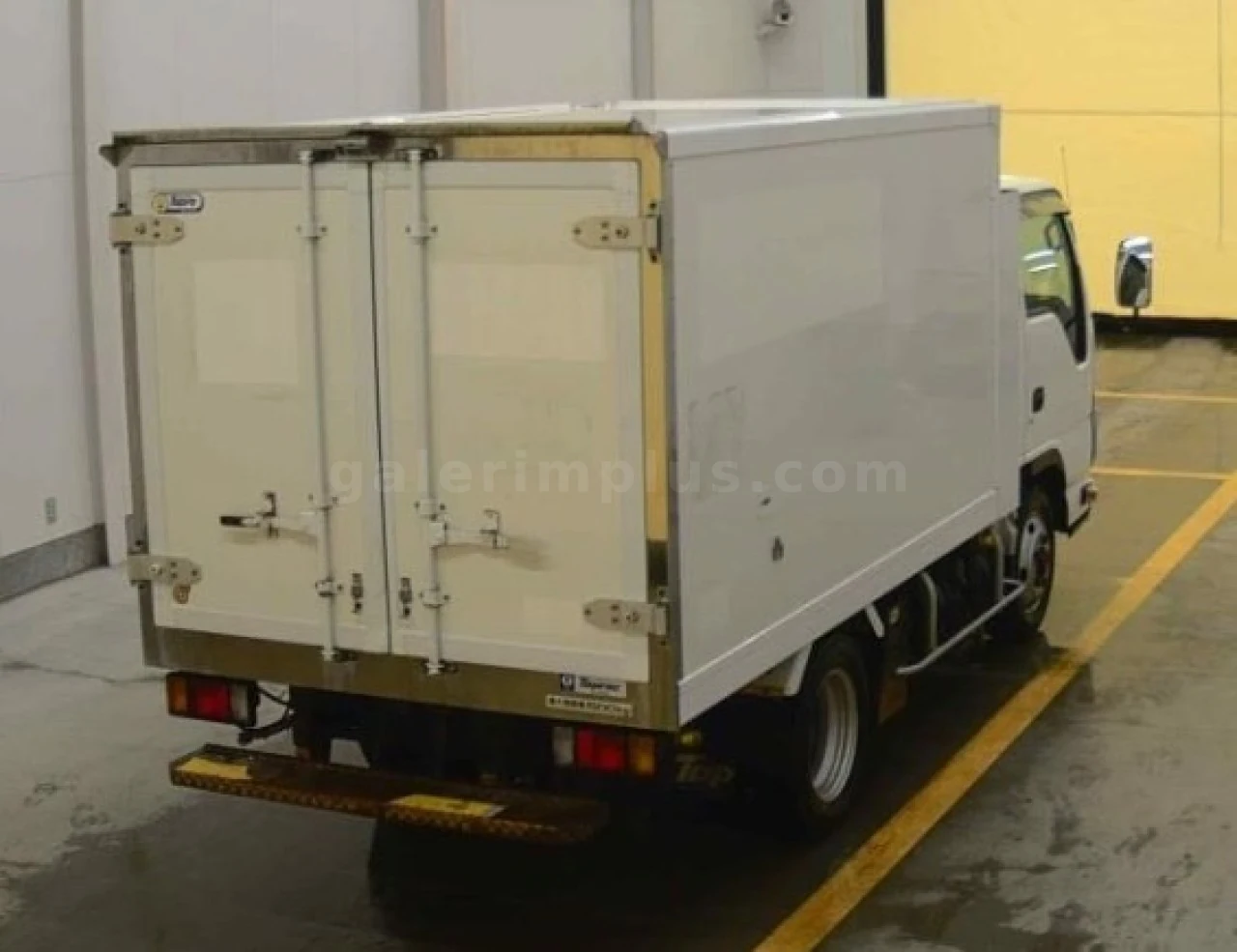 2017 Isuzu Elf Girne Satılık İkinci El | GalerimPlus - Thumbnail 2