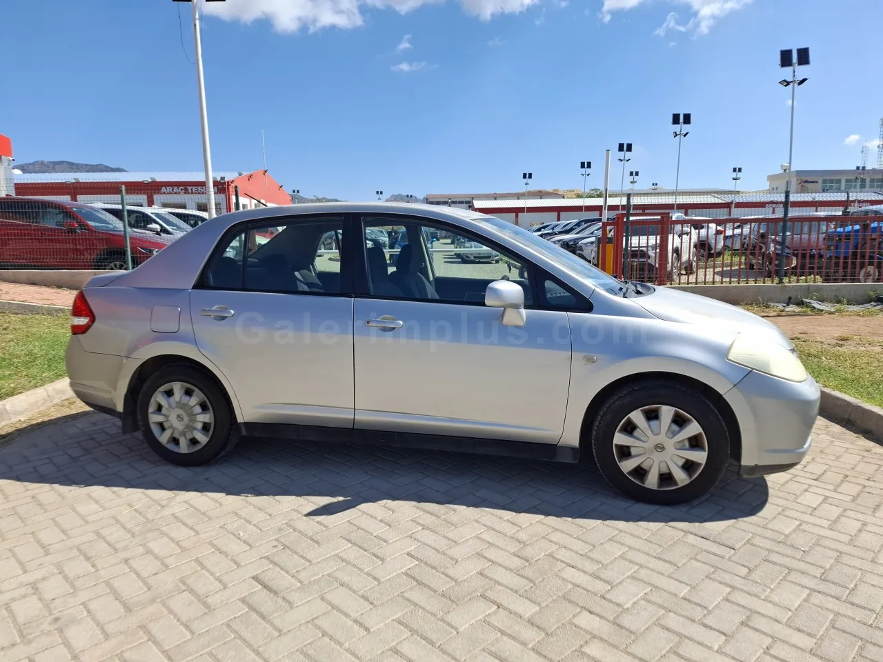 2006 Model Otomatik Nissan Tiida İskele Satılık İkinci El | GalerimPlus - Thumbnail 4