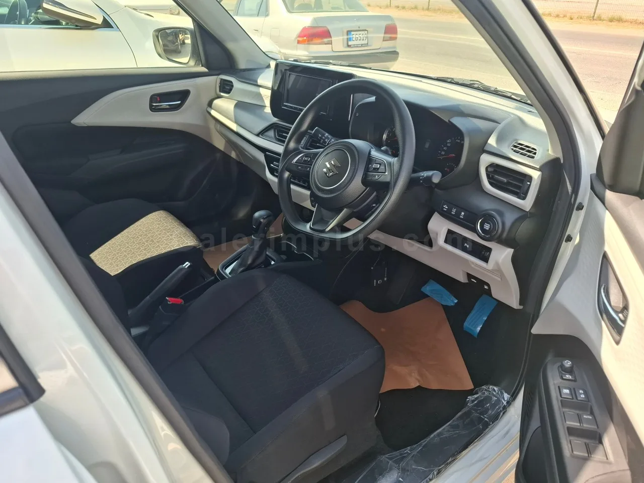 2025 Model Otomatik Suzuki Swift 1.2 İskele Satılık İkinci El | GalerimPlus - Thumbnail 5