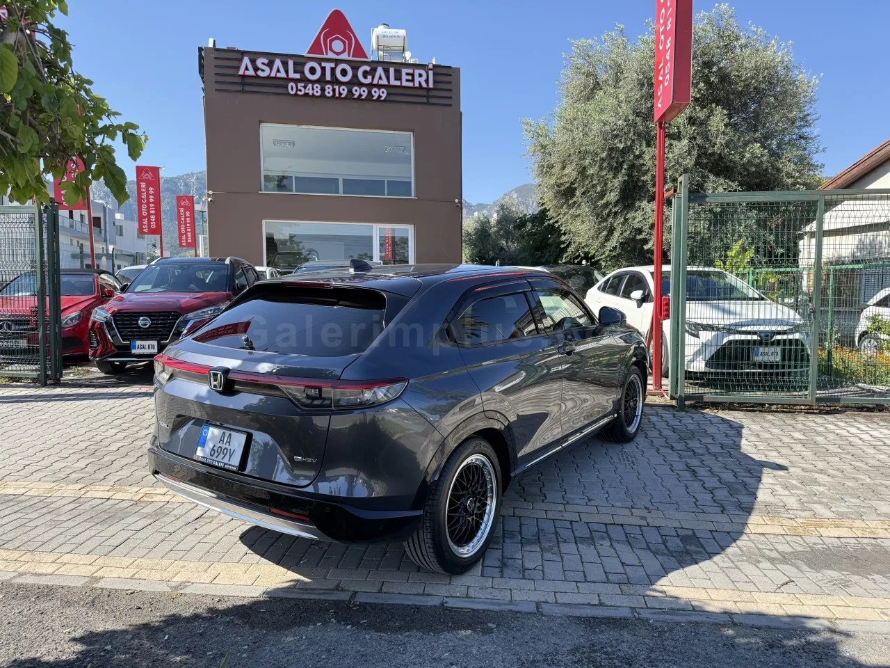 2022 Model Otomatik Honda Vezel 1.5 i-VTEC Hybrid Automatic Girne Satılık İkinci El | GalerimPlus - Thumbnail 5