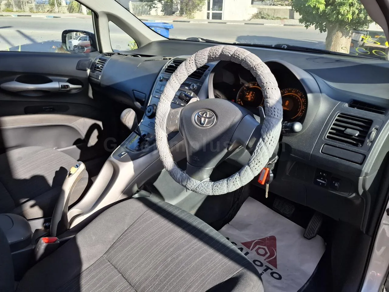 2008 Model Otomatik Toyota Auris 1.5 Lefkoşa Satılık İkinci El | GalerimPlus - Thumbnail 3