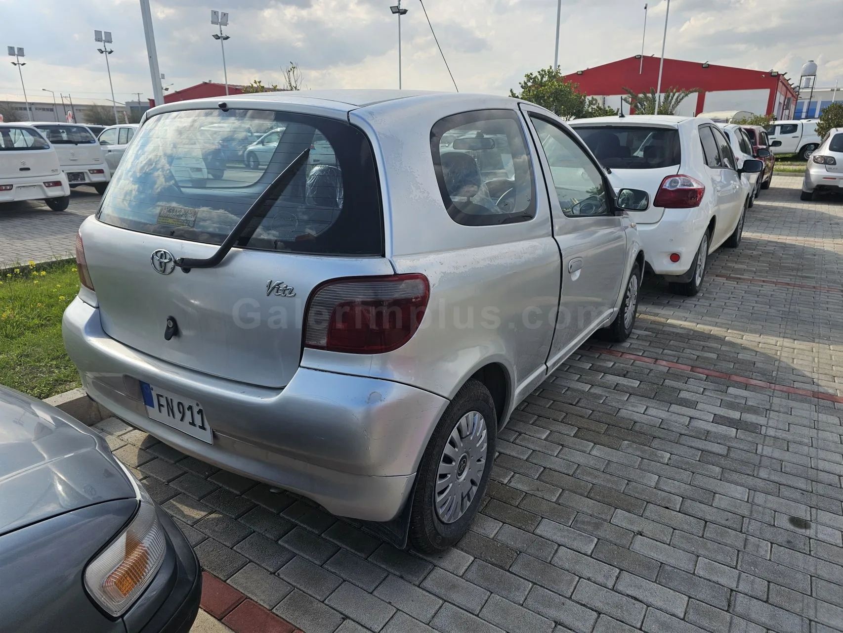 2001 Model Otomatik Toyota Vitz 1.3 16V Automatic Lefkoşa Satılık İkinci El | GalerimPlus - Thumbnail 4