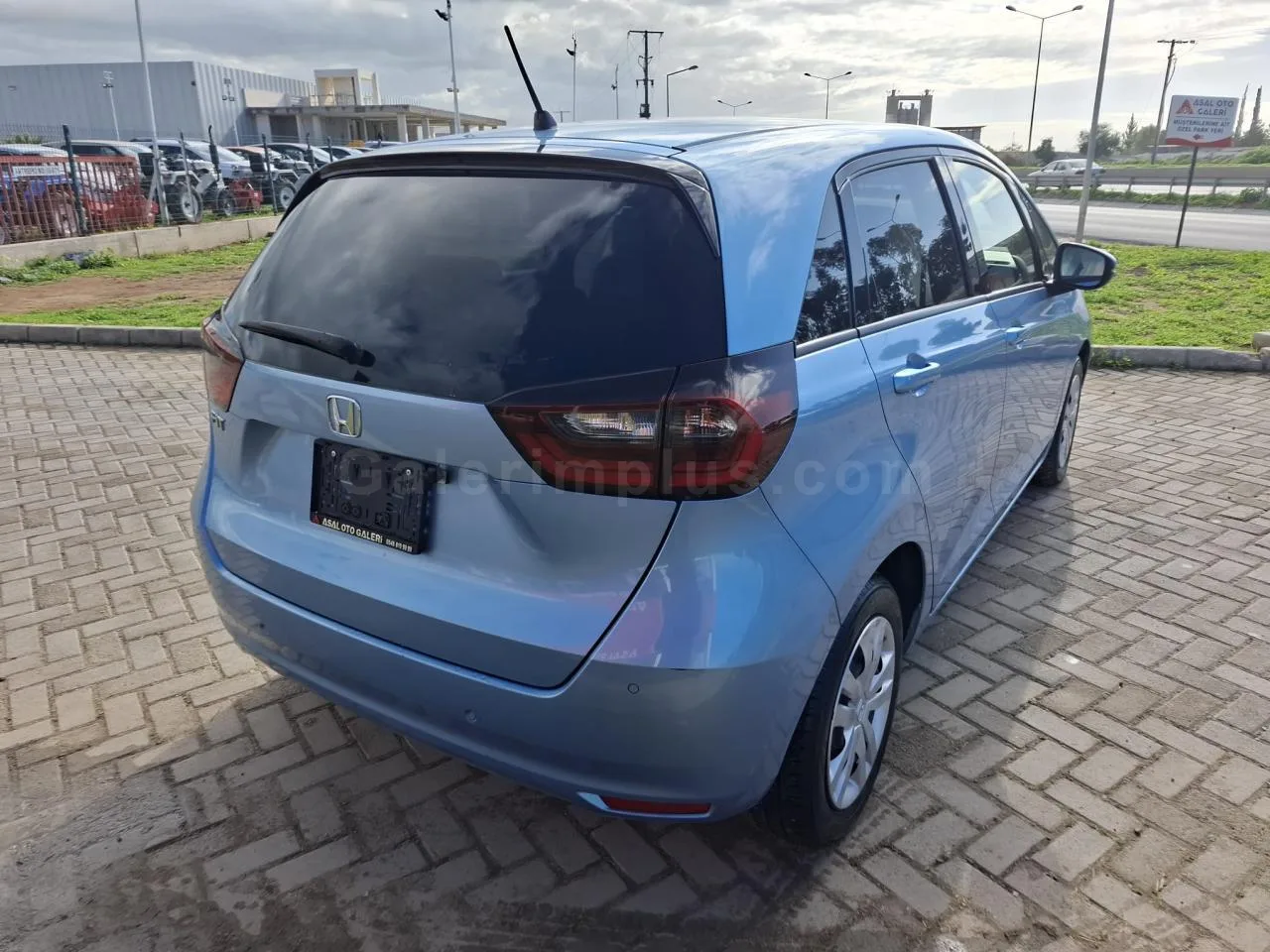 2022 Model Otomatik Honda Fit 1.3 Lefkoşa Satılık İkinci El | GalerimPlus - Thumbnail 4