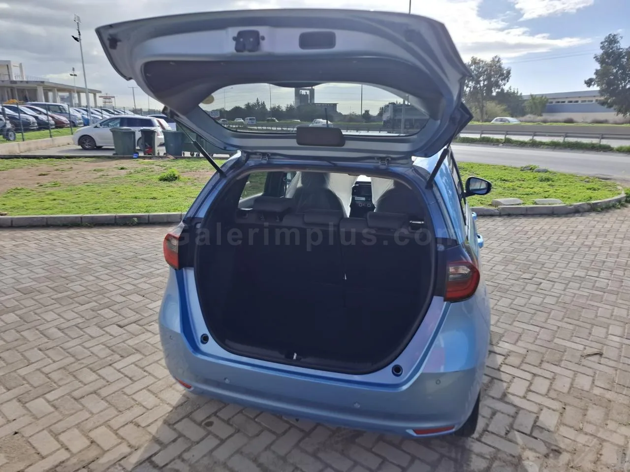 2022 Model Otomatik Honda Fit 1.3 Lefkoşa Satılık İkinci El | GalerimPlus - Thumbnail 7