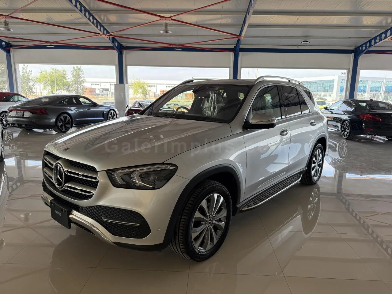 2020 Mercedes - Benz GLE 300 d DIESEL AUTOMATIC Lefkoşa İlan görseli - GalerimPlus