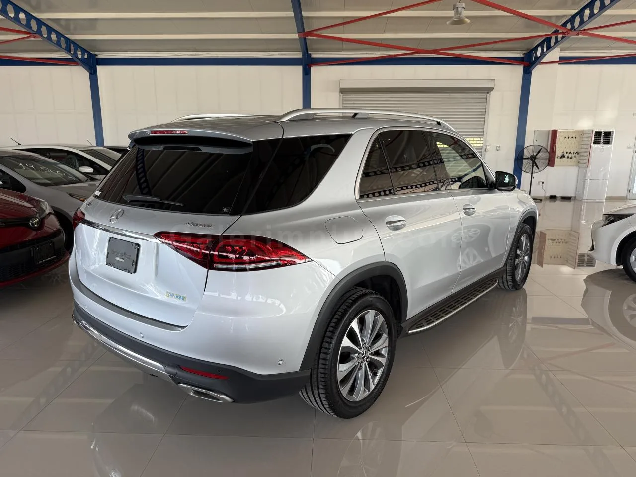2020 Model Otomatik Mercedes - Benz GLE 300 d Lefkoşa Satılık İkinci El | GalerimPlus - Thumbnail 4