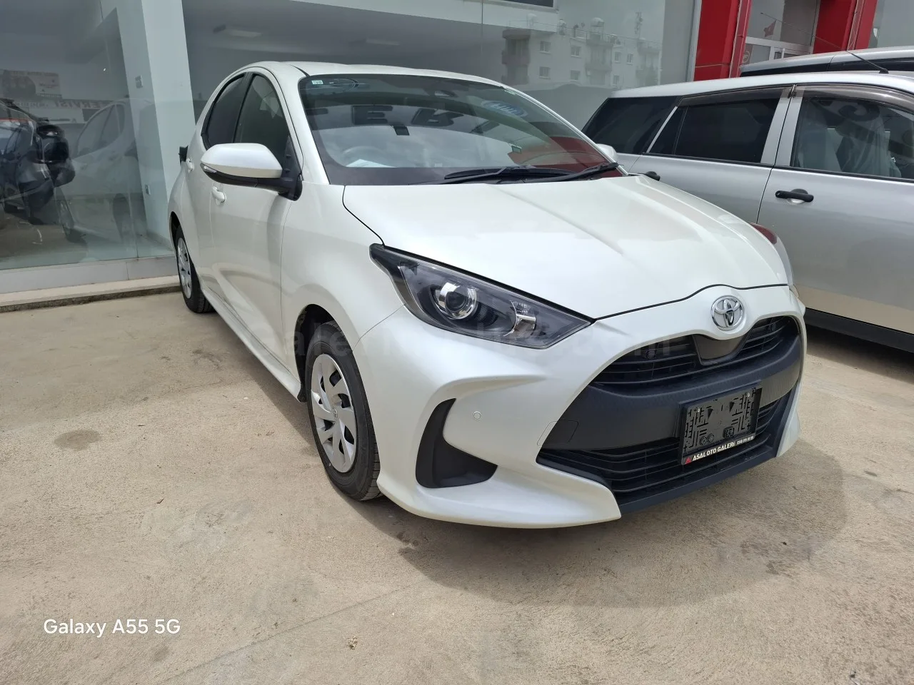 2022 Model Otomatik Toyota Yaris 1.0 İskele Satılık İkinci El | GalerimPlus - Thumbnail 2