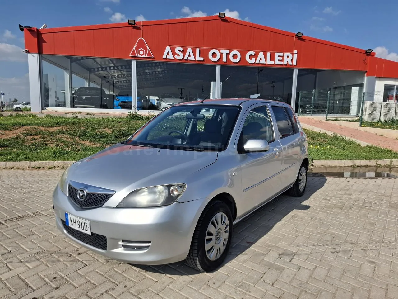 2007 Mazda Demio 1.3i GASOLINE AUTOMATIC Lefkoşa İlan görseli - GalerimPlus