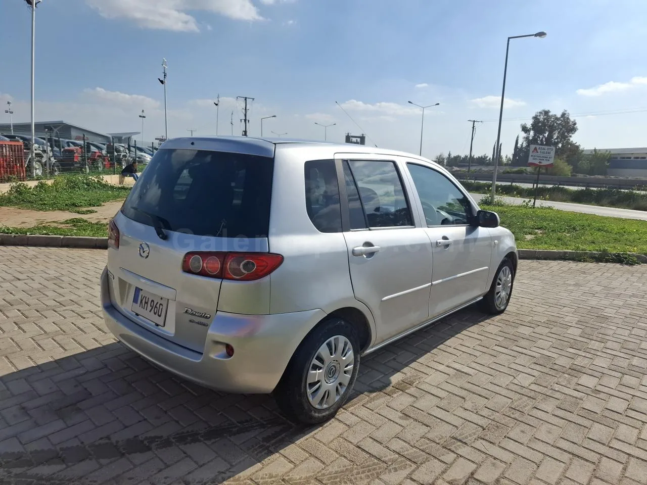 2007 Model Otomatik Mazda Demio 1.3i Lefkoşa Satılık İkinci El | GalerimPlus - Thumbnail 3