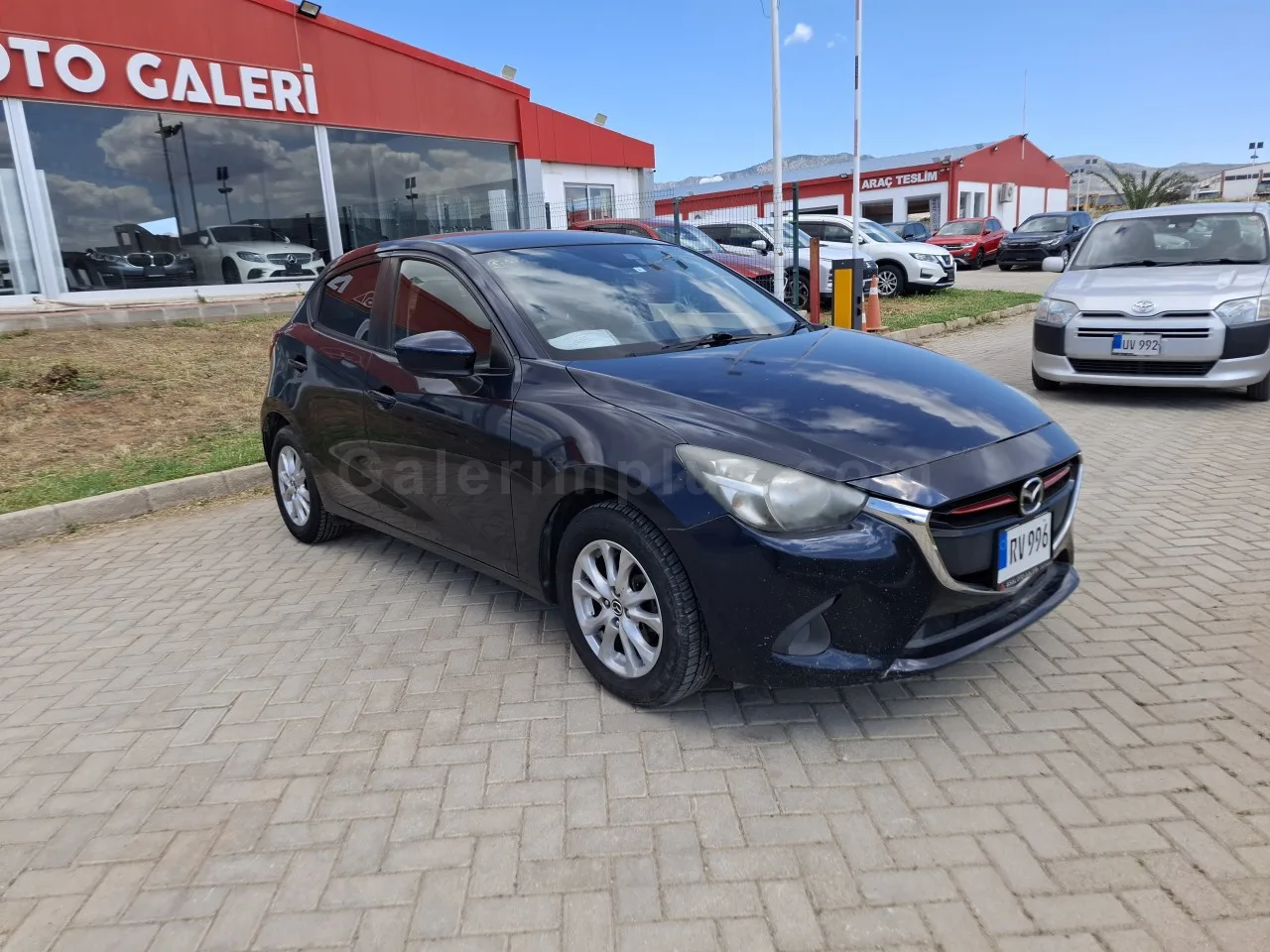2015 Model Otomatik Mazda Demio 1.5 Lefkoşa Satılık İkinci El | GalerimPlus - Thumbnail 3