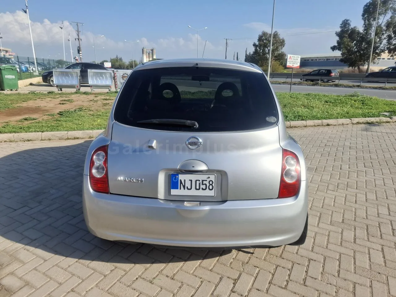 2010 Model Otomatik Nissan March 1.3 Lefkoşa Satılık İkinci El | GalerimPlus - Thumbnail 6